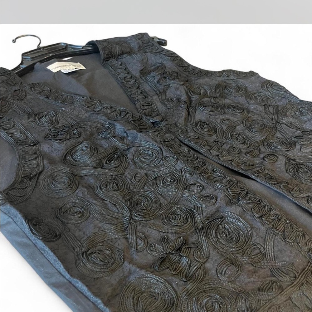 Vintage Fundamental Things Boho Black Embroidered Women's Vest!!